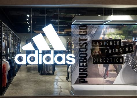 ganhar dinheiro revendendo roupa da adidas originais|Adidas: como se tornar um revendedor da marca – .